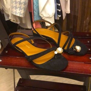 NWT Kurt Geiger sandals